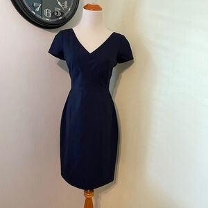 Banana Republic NWT size 0 Suiting dress Navy